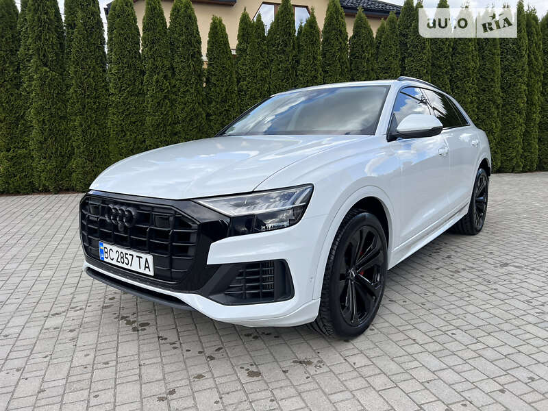 2019 audi q8