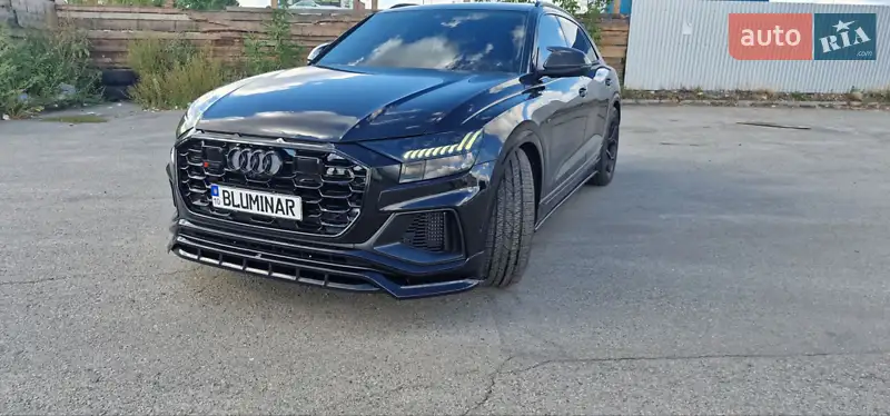 2019 audi q8