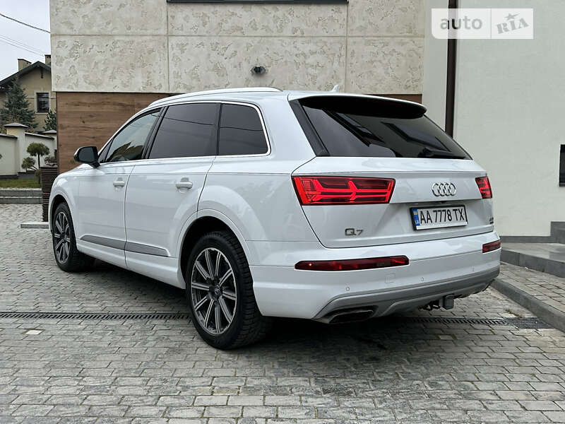 2017 audi q7