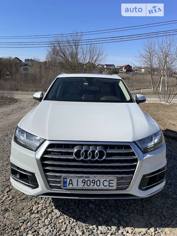 2016 audi q7