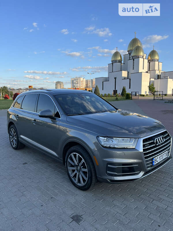 2016 audi q7