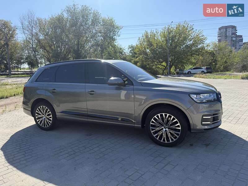 2015 audi q7