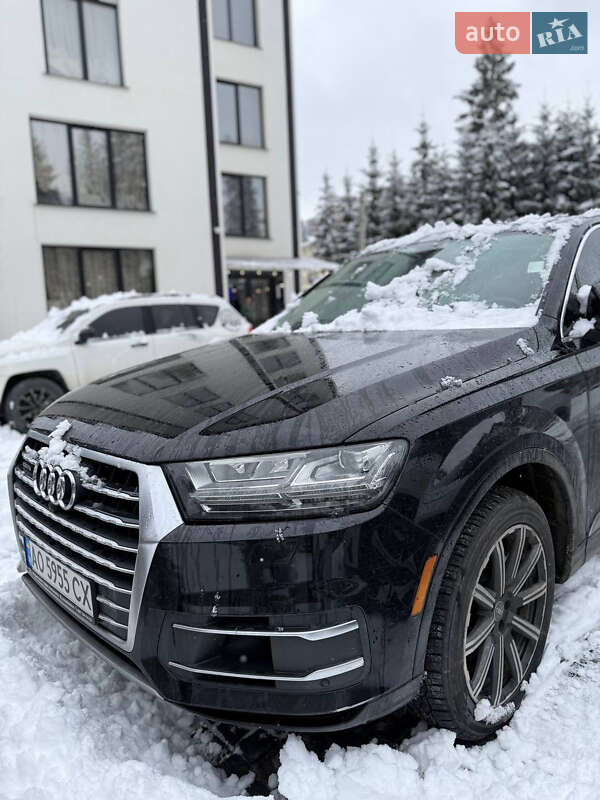 2017 AUDI Q7