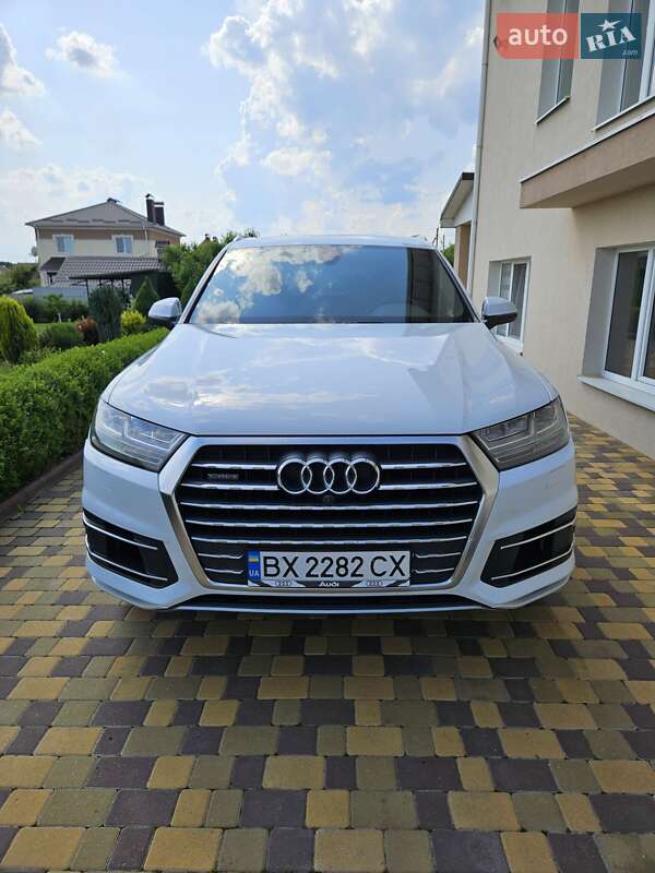 2016 audi q7