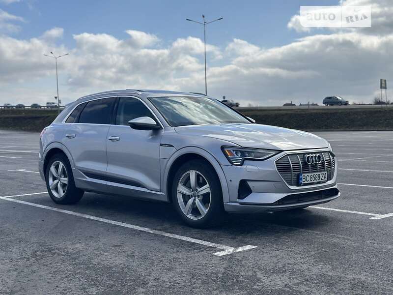 2019 audi e-tron