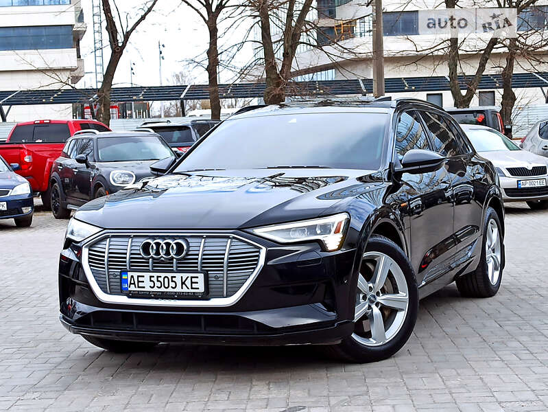 2019 audi e-tron