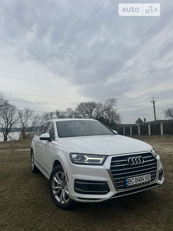 2016 audi q7