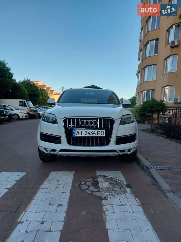 2015 AUDI Q7