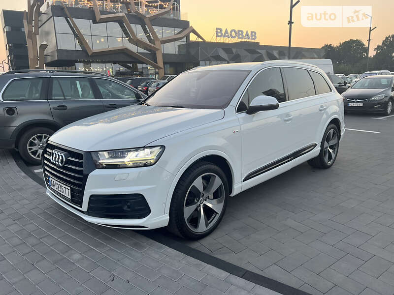 2017 audi q7