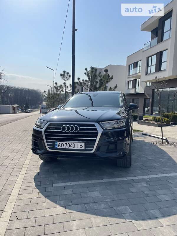 2017 audi q7