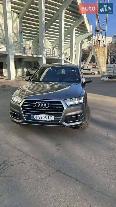 2016 audi q7