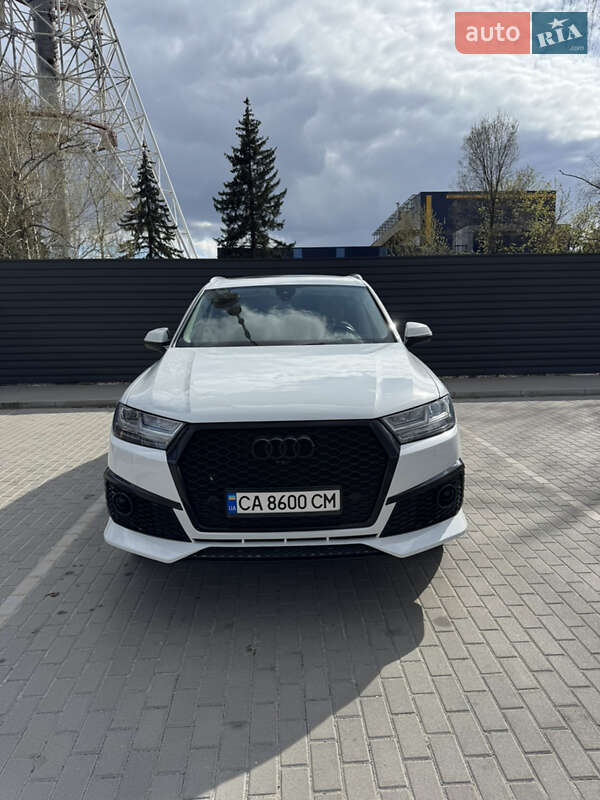 2017 audi q7