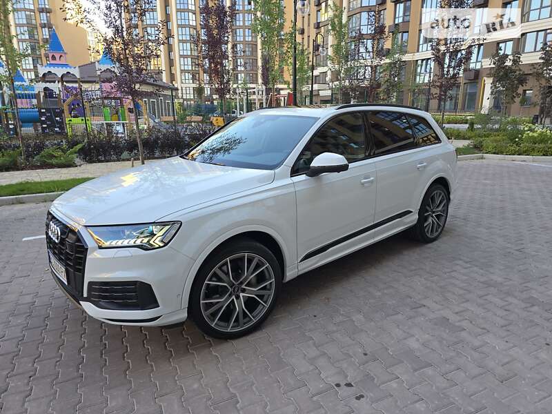 2022 audi q7