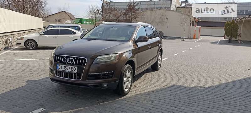 2010 audi q7