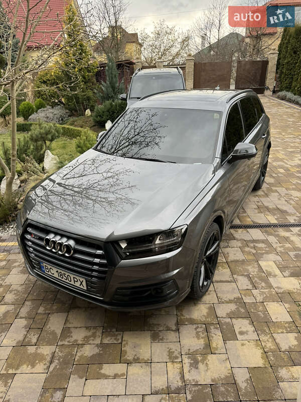 2019 audi q7