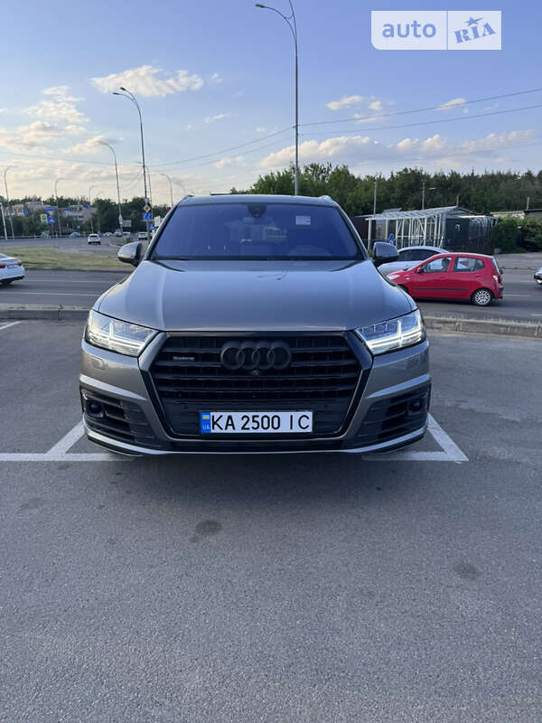 2016 audi q7