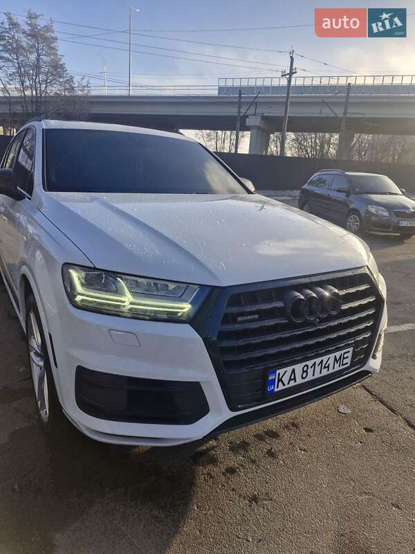 2016 audi q7