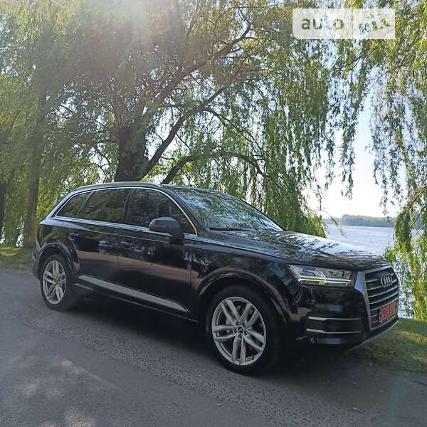 2016 audi q7