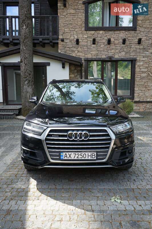 2017 audi q7