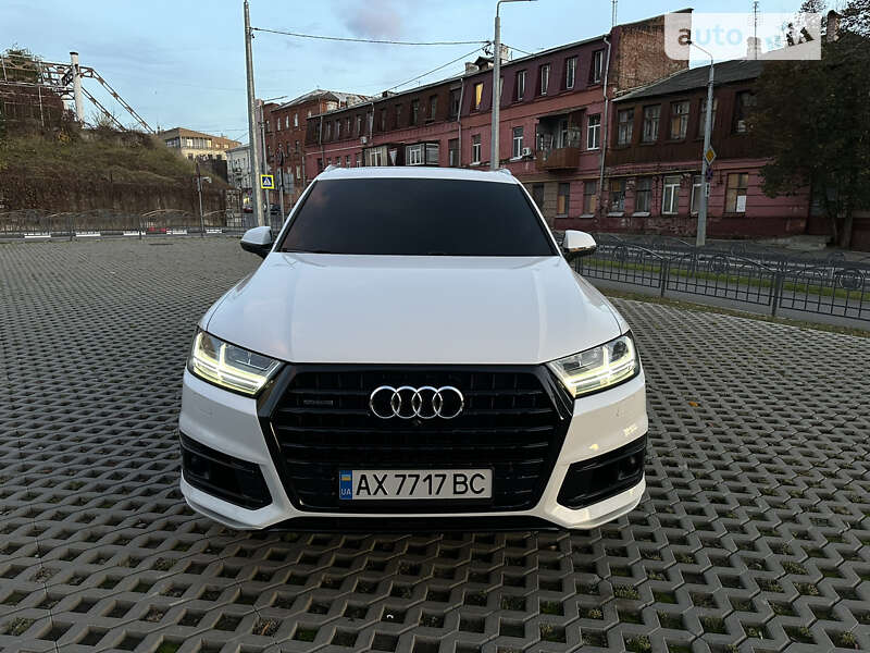 2017 audi q7