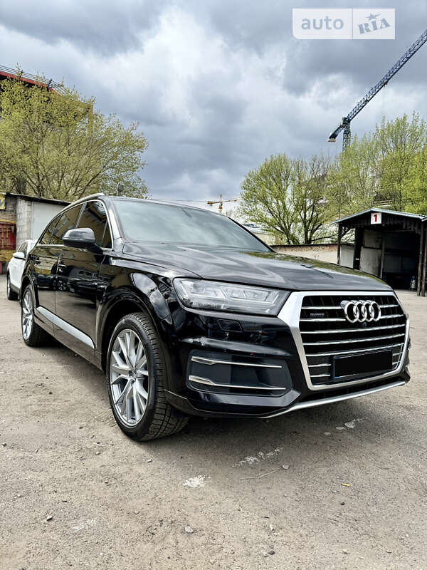 2017 audi q7