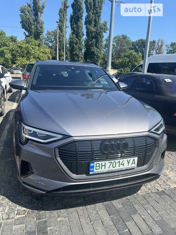 2019 audi e-tron