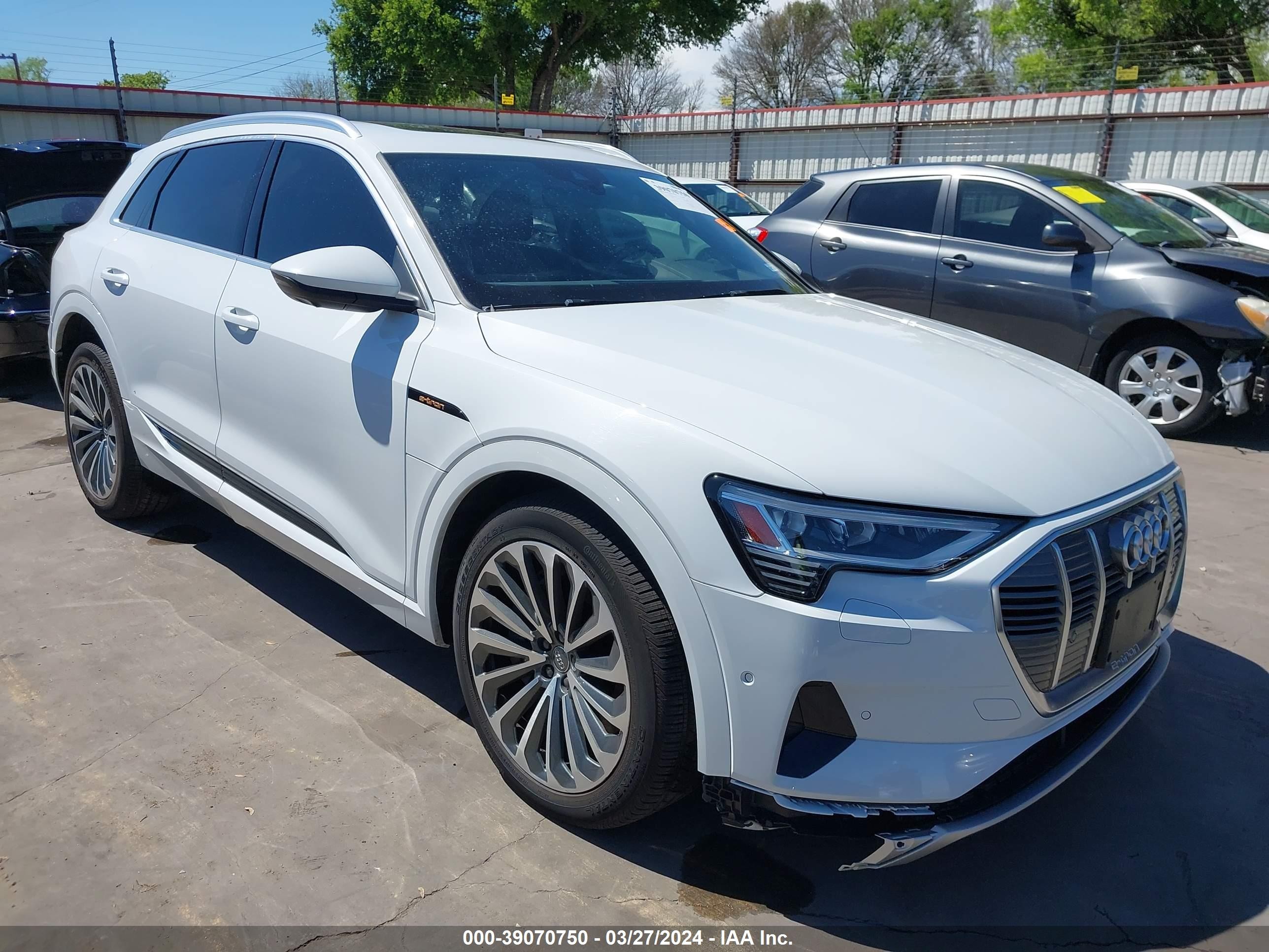 2019 audi e-tron