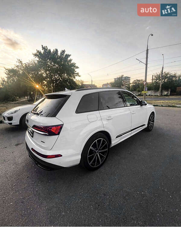 2021 audi q7