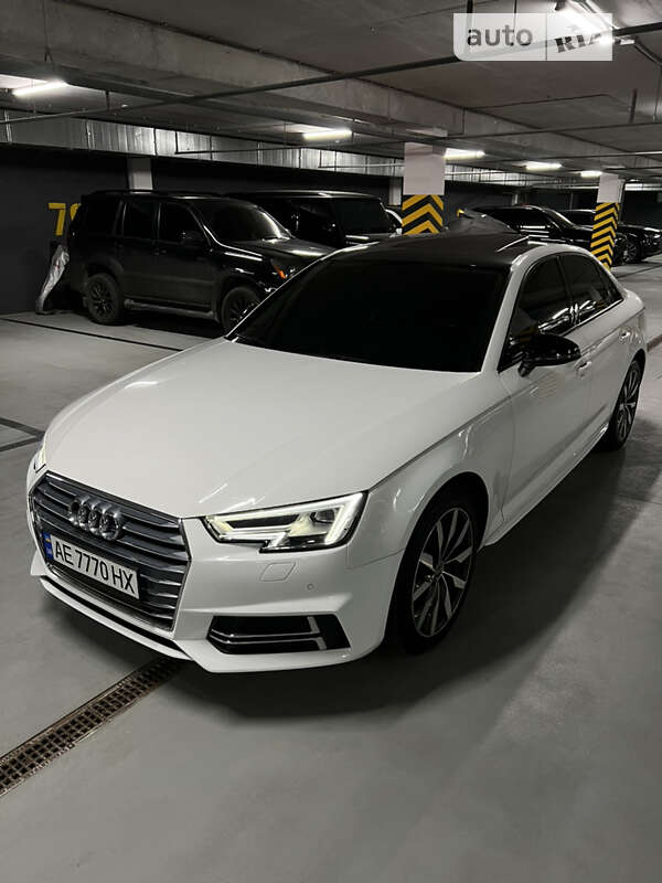 2017 audi a4