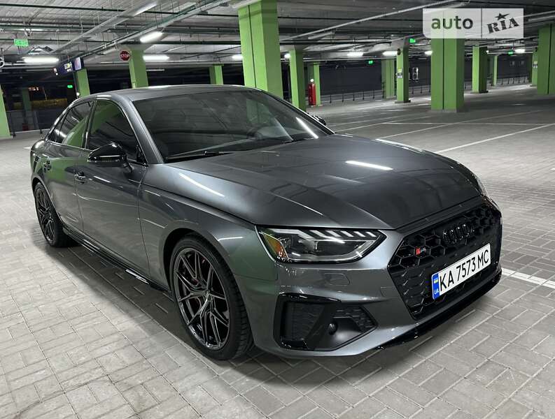2022 audi s4