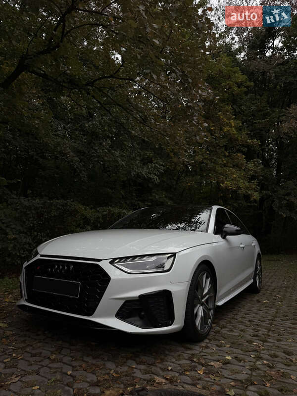 2022 audi s4