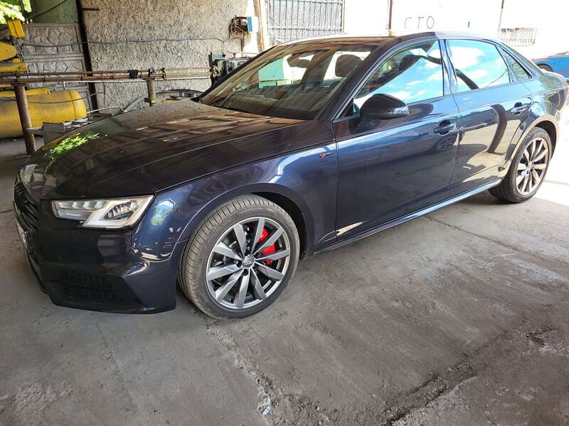 2017 audi a4