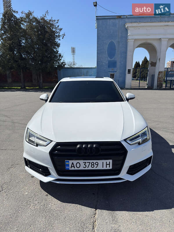 2017 audi a4