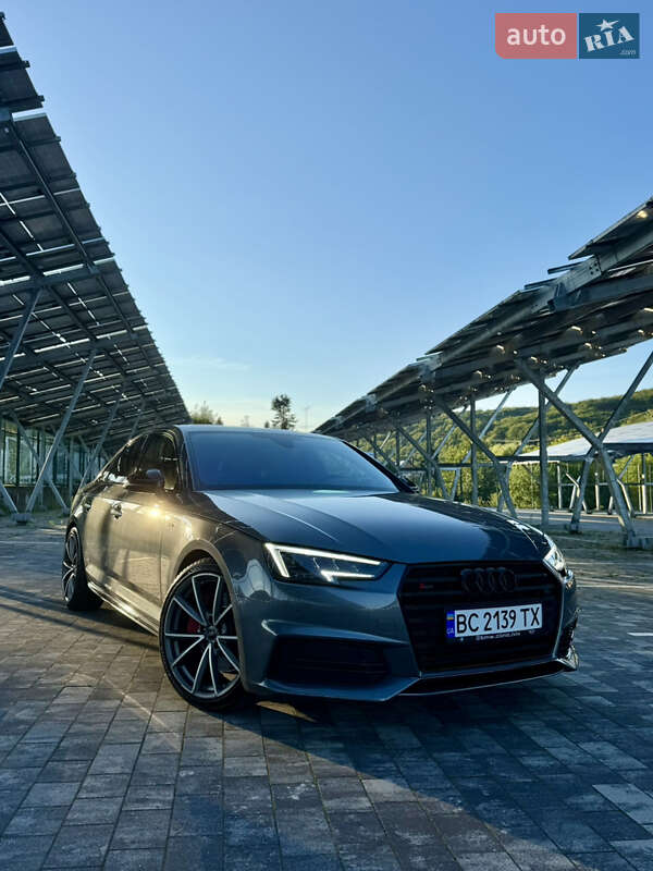2017 audi a4