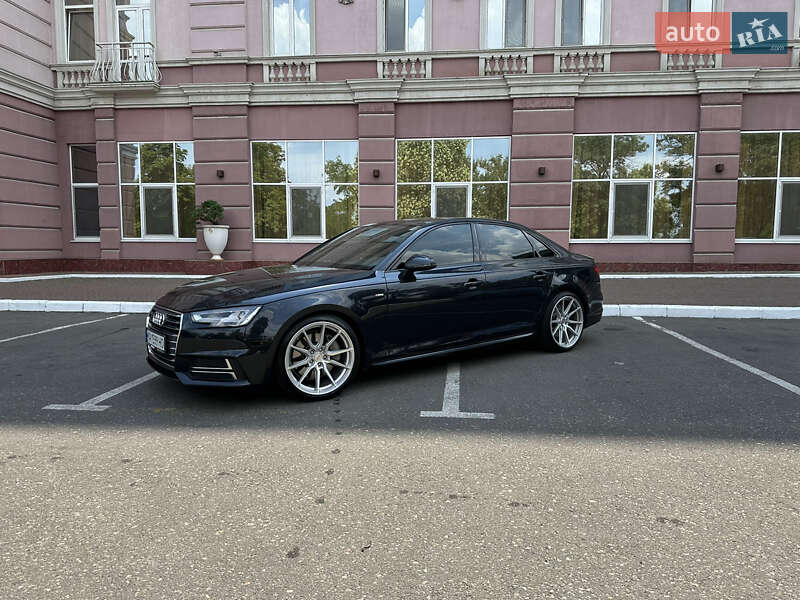 2017 audi a4