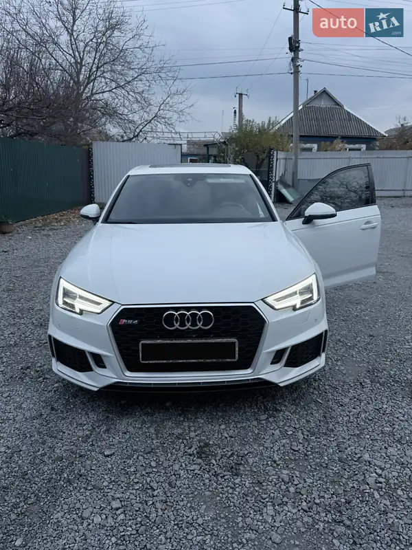 2017 audi a4