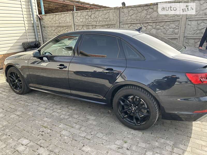 2017 audi a4