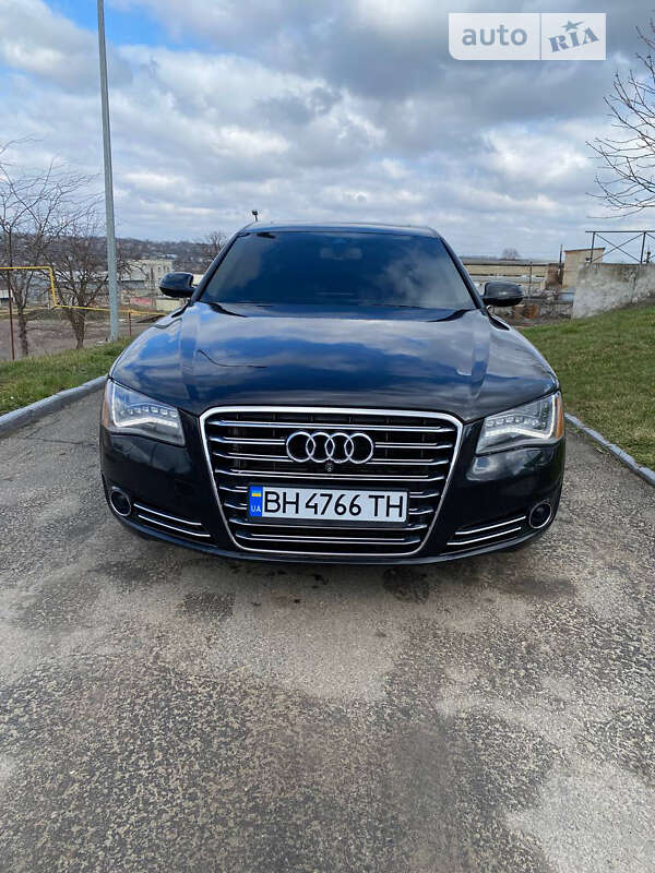 2013 audi a8