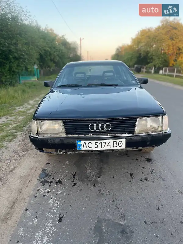 1983 audi 100