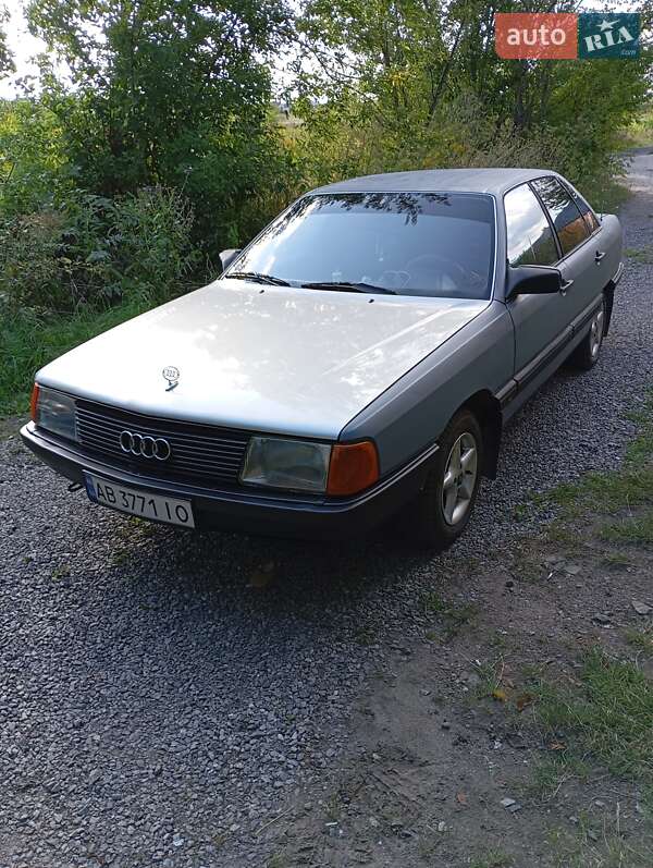 1983 audi 100