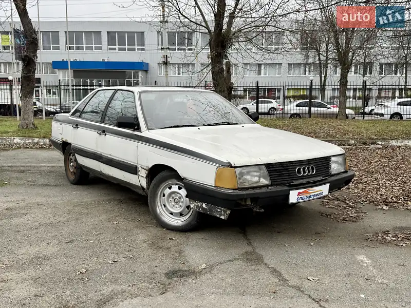 1983 audi 100