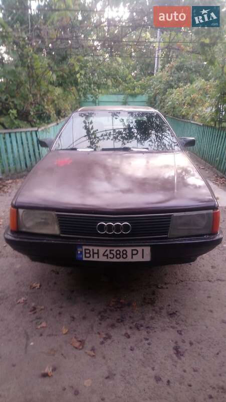 1984 audi 100
