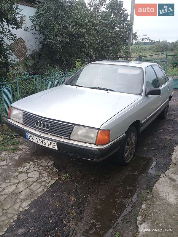 1985 audi 100