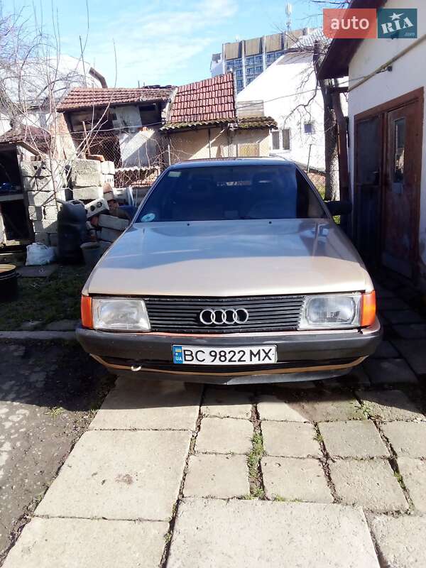 1985 audi 100