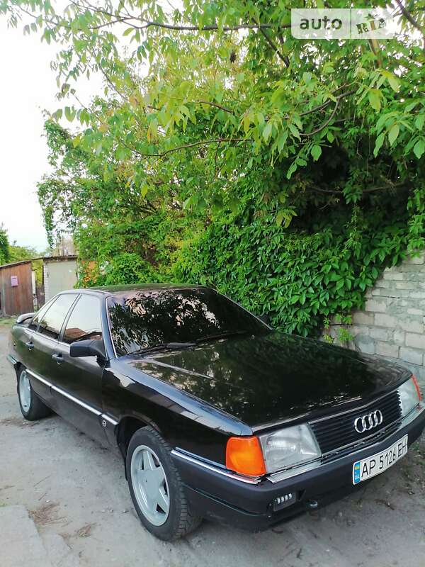 1985 audi 100