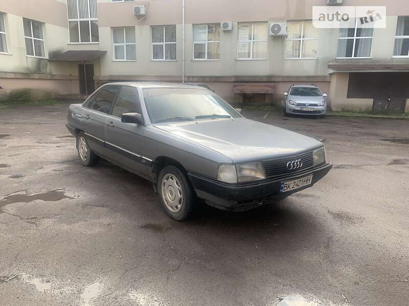 1986 audi 100