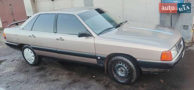 1987 audi 100