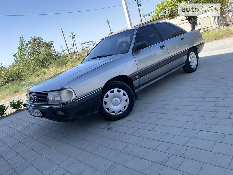 1988 audi 100