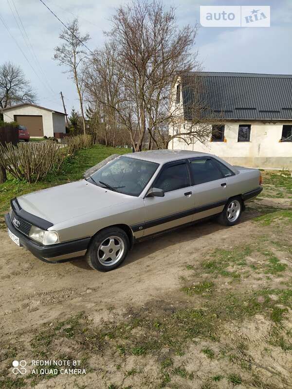 1989 audi 100