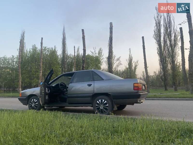 1989 audi 100